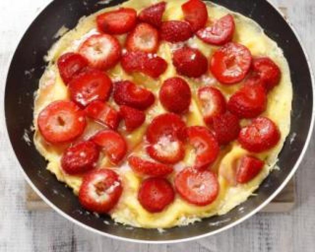 Omelette aux fraises